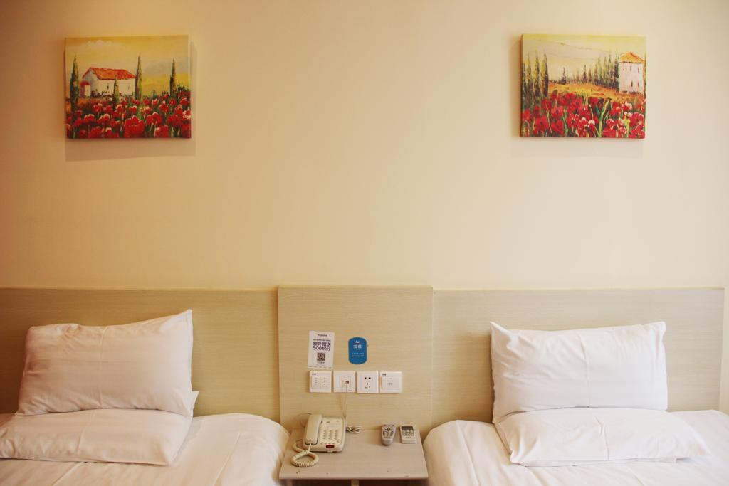 Hanting Express Jinzhou Luoyang Road Central Avenue Habitación foto
