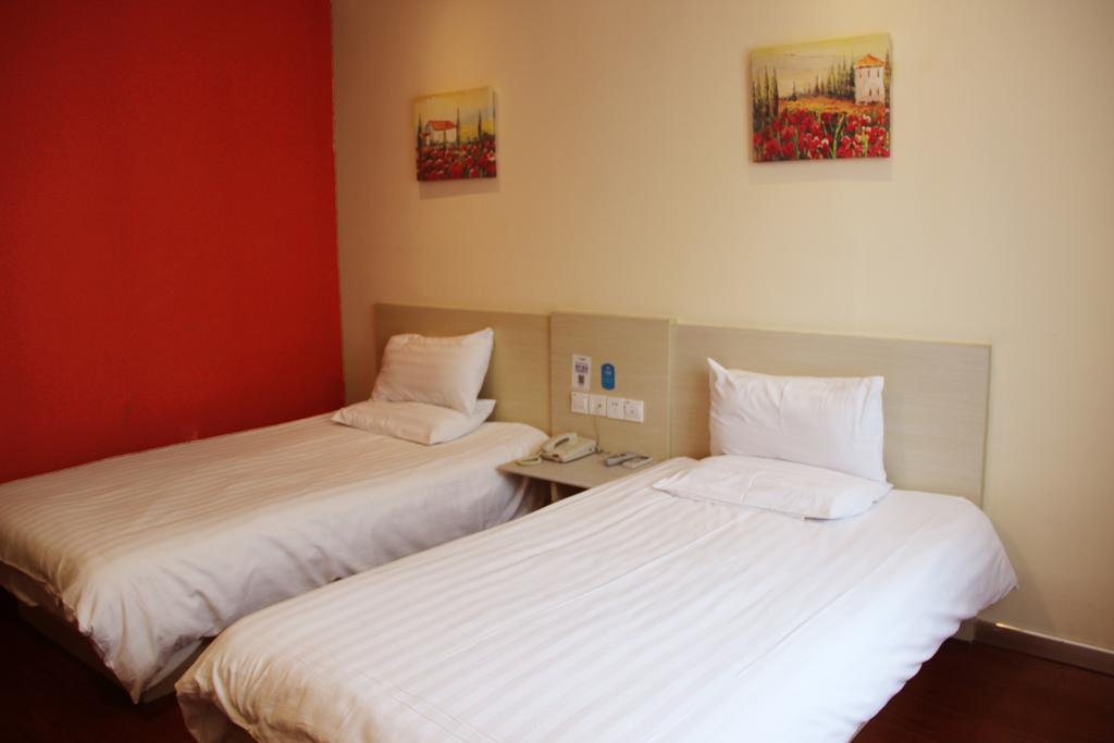 Hanting Express Jinzhou Luoyang Road Central Avenue Habitación foto